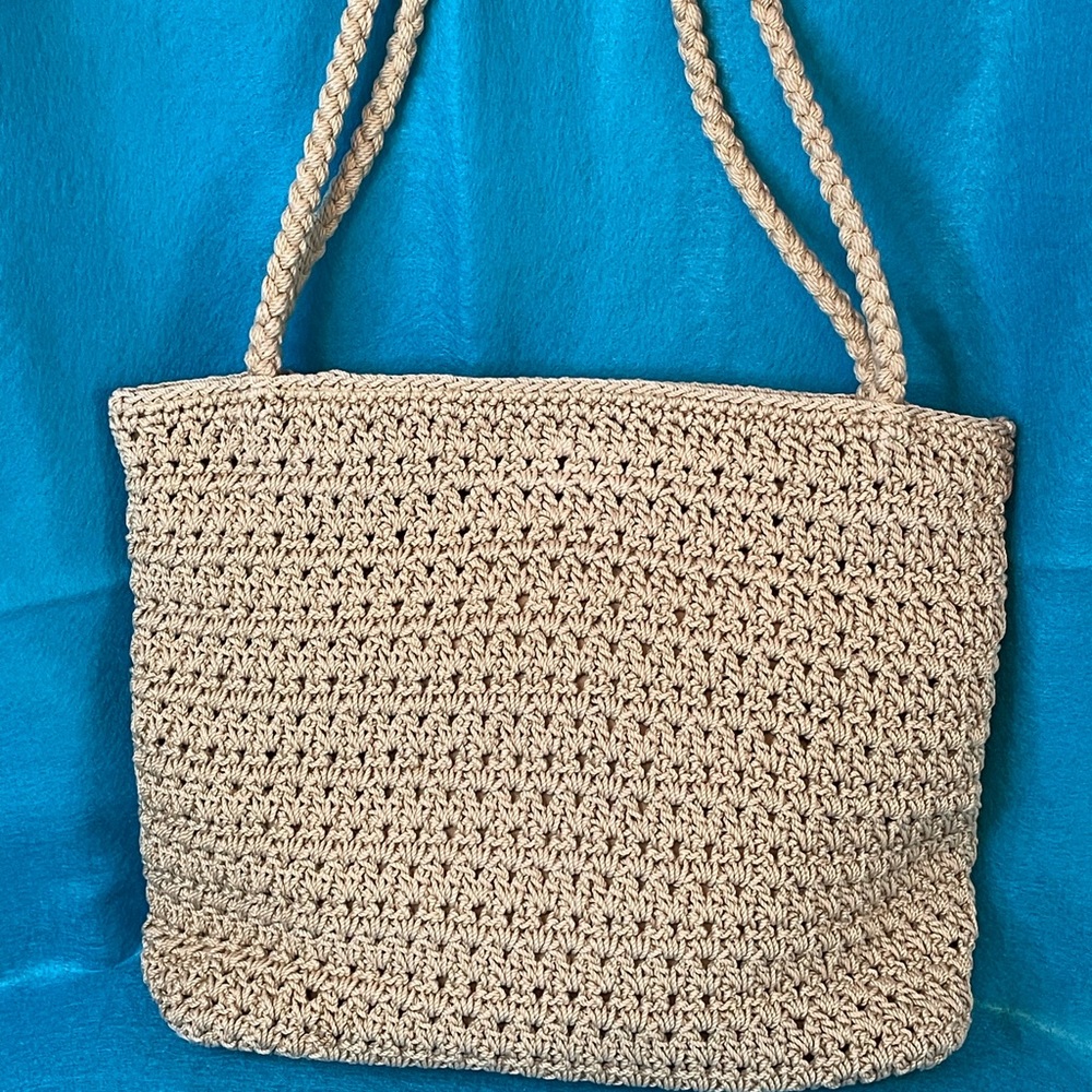 👜 The Sak Beige Crochet Shoulder Bag. Great Casual Bag. 👜 - Picture 4 of 11